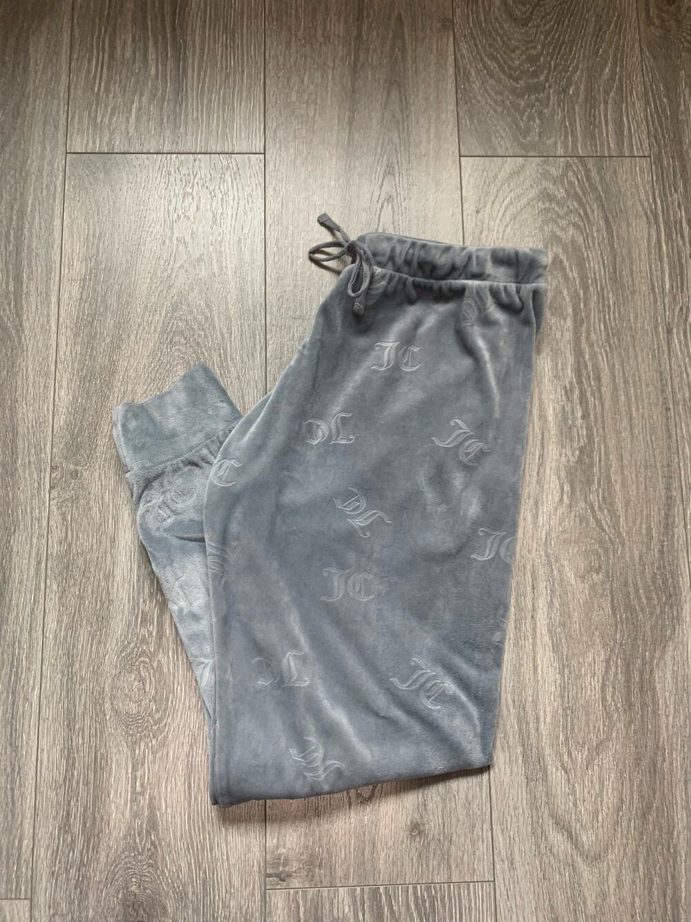 Juicy Couture Women’s Grey Sweatpants Joggers size Small